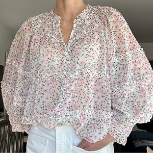 Alice+Olivia Margery Ruffle Button Blouse in Monterey Ditsy Soft White
Size: L